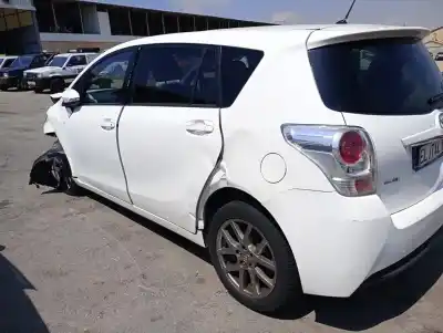 Здавання транспортного засобу toyota verso (aur2/zgr2) n47c16a року 2014 потужний n47c16a