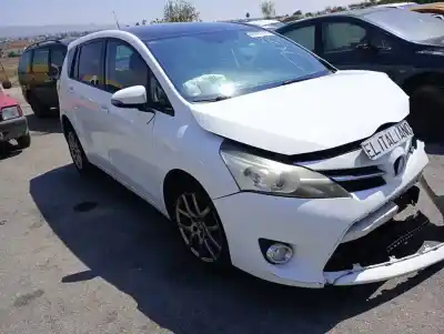 Здавання транспортного засобу toyota verso (aur2/zgr2) n47c16a року 2014 потужний n47c16a