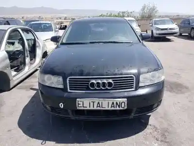 Scrapping Vehicle audi a4 b6 (8e2) 2.5 tdi of the year 2001 powered aym
