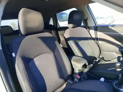 Здавання транспортного засобу mitsubishi asx (ga0w) 4n13 року 2010 потужний 4n13