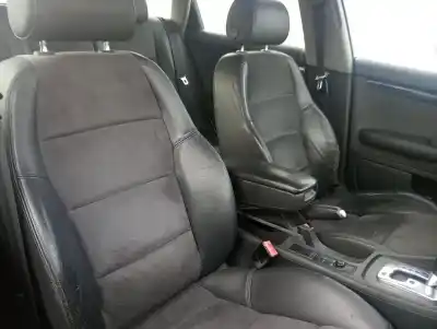 Здавання транспортного засобу audi a4 b6 avant (8e5) 2.5 tdi року 2002 потужний bfc