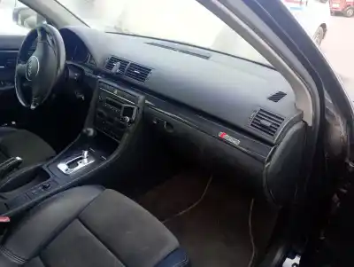 Здавання транспортного засобу audi a4 b6 avant (8e5) 2.5 tdi року 2002 потужний bfc