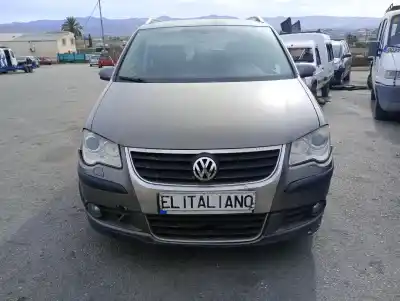 Sloopvoertuig VOLKSWAGEN TOURAN (1T1, 1T2) 2.0 TDI van het jaar 2008 aangedreven BMN