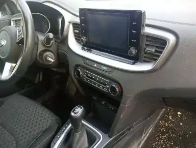 Здавання транспортного засобу kia xceed d4fe року 2019 потужний d4fe