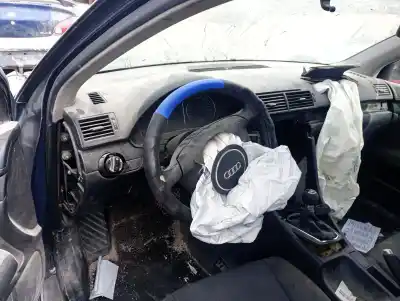 Scrapping Vehicle audi a4 b6 (8e2) 1.9 tdi of the year 2001 powered awx