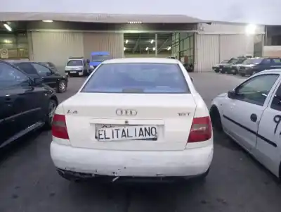 Здавання транспортного засобу audi a4 b5 (8d2) 1.8 t року 1998 потужний aeb