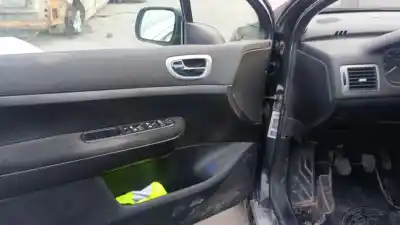 Vehículo de desguace peugeot                                            307 (s1)                                                                                                                                                                                                                                                   rhs(dw10ated)                                                                                                                                                                                                                                              del año 2003 con motor rhs