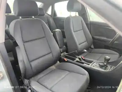 Scrapping Vehicle audi a4 b6 (8e2) 2.0 of the year 2001 powered alt