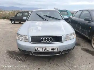 Scrapping Vehicle audi a4 b6 (8e2) 2.0 of the year 2001 powered alt