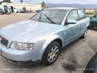 Scrapping Vehicle audi a4 b6 (8e2) 2.0 of the year 2001 powered alt