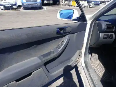 Scrapping Vehicle audi a3 (8l1) 1.6 of the year 1998 powered aeh