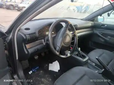 Здавання транспортного засобу audi a4 b5 (8d2) 1.8 року 2000 потужний avv