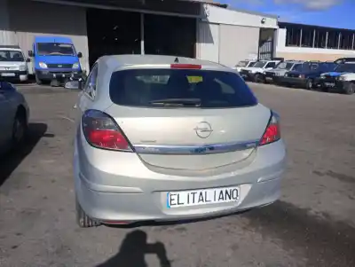 Здавання транспортного засобу opel astra h gtc g-z16xep року 2005 потужний z16xep