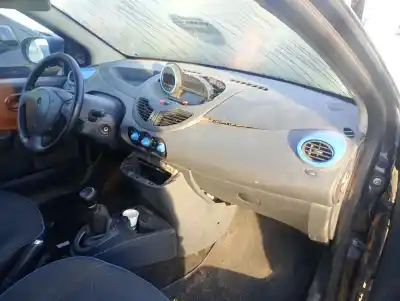 Здавання транспортного засобу renault twingo ii (cn0_) 1.2 16v (cn04, cn0a, cn0b) року 2012 потужний d4f772