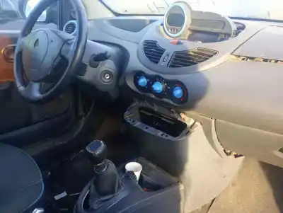 Здавання транспортного засобу renault twingo ii (cn0_) 1.2 16v (cn04, cn0a, cn0b) року 2012 потужний d4f772