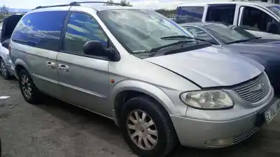 Veicolo di demolizione chrysler voyager (rg) d7/vm07c dell'anno 2002 alimentato vm07c
