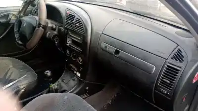 Veicolo di demolizione citroen xsara berlina rhz(dw10ated) dell'anno 2002 alimentato rhz
