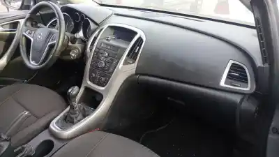 Hurda Aracı opel astra j berlina 5p a16xer yılın 2011 güçlü a16xer