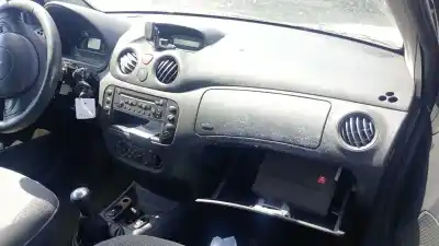 Vehicul casat citroen c2 (jm_) 1.4 al anului 2005 alimentat kfv
