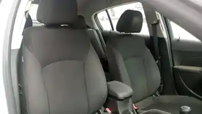 Здавання транспортного засобу chevrolet cruze 5-puertas z20d1 року 2012 потужний z20d1