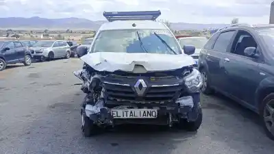 Veicolo di demolizione renault express k9k876 dell'anno 2022 alimentato k9k876