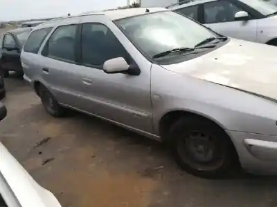 Veicolo di demolizione citroen xsara berlina d-rhy dell'anno 2000 alimentato d-rhy