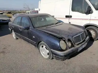 Hurda Aracı mercedes-benz clase e (bm 210) berlina om606962 yılın 2005 güçlü om606962
