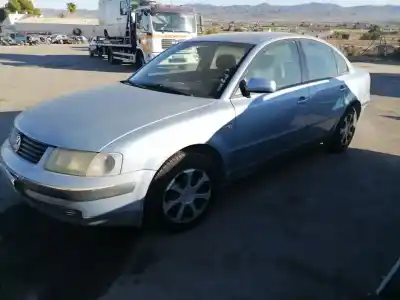 Hurda Aracı volkswagen passat b5 (3b2) 1.8 yılın 1997 güçlü adr