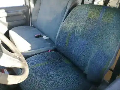 Véhicule à la ferraille citroen jumpy d-wjz de l'année 1999 alimenté d-wjz