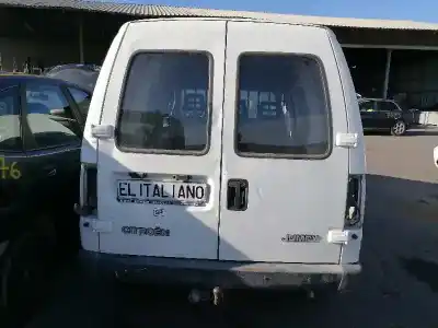Véhicule à la ferraille citroen jumpy d-wjz de l'année 1999 alimenté d-wjz