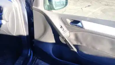 Здавання транспортного засобу volkswagen golf vi (5k1) 2.0 tdi року 2010 потужний cffb