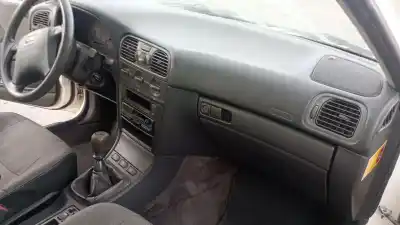 Scrapping Vehicle volvo s40 i (644) 1.6 of the year 1999 powered b4164s2