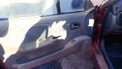 Scrapping Vehicle renault megane i cabriolet (ea0) k7m702 of the year 1997 powered k7m702