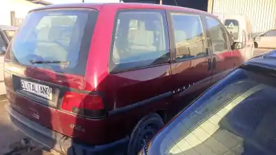 Veicolo di demolizione peugeot 806 p8cxud11bte dell'anno 1997 alimentato p8cxud11bte