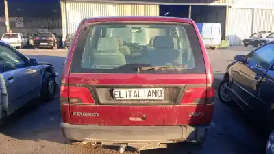 Veicolo di demolizione peugeot 806 p8cxud11bte dell'anno 1997 alimentato p8cxud11bte