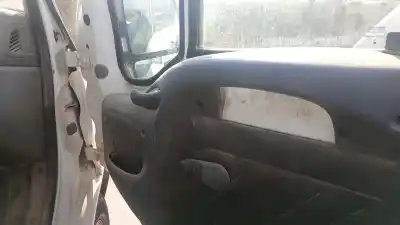 Scrapping Vehicle citroen jumper combi 4hy of the year 2002 powered 4hy