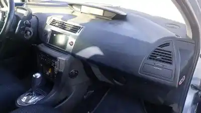 Sloopvoertuig citroen c4 i sedán 1.6 hdi van het jaar 2006 aangedreven 9hz