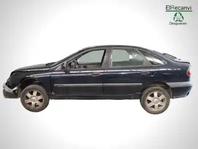 Verschrottungsfahrzeug renault laguna (b56) 1.9 dci diesel cat 107 cv / 79 kw des jahres 2000 angetrieben f9q7