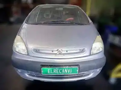 Veículo de Sucata citroen xsara picasso (n68) 1.6 hdi do ano 2001 alimentado rhy