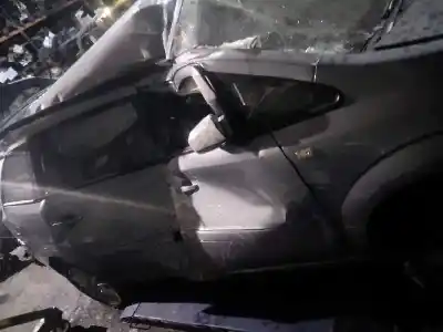 Veículo de Sucata opel zafira b cosmo do ano 2005 alimentado z19dt