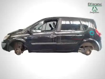 Véhicule à la ferraille RENAULT                                            SCENIC II                                                                                                                                                                                                                                                  Authentique                                                                                                                                                                                                                                                de l'année 2005 alimenté K9K732