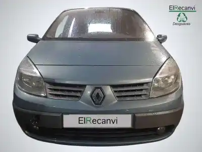 Véhicule à la ferraille RENAULT                                            SCENIC II                                                                                                                                                                                                                                                  Authentique                                                                                                                                                                                                                                                de l'année 2005 alimenté F9Q