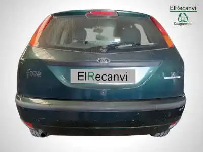 Véhicule à la ferraille FORD FOCUS BERLINA (CAK) Ambiente de l'année 2004 alimenté FYDB