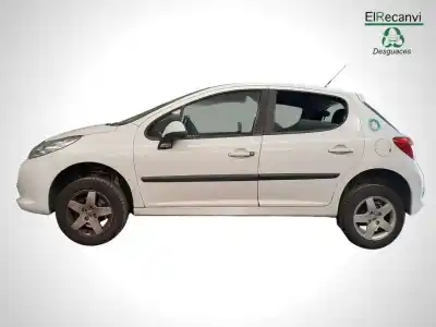 Veículo de Sucata peugeot 207 207 5p sport 1.4 do ano 2008 alimentado 8fs