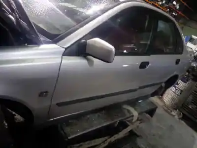 Veículo de Sucata volvo s40 berlina 1.6 cat do ano 2002 alimentado b4164s2