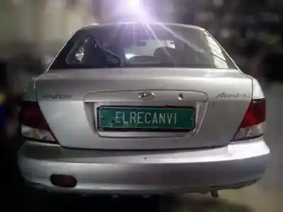 Veicolo di demolizione hyundai accent (lc) gl 4p dell'anno 2002 alimentato g4ea