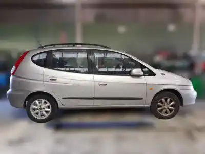 Véhicule à la ferraille daewoo tacuma cdx-plus de l'année 2002 alimenté t20sed-g