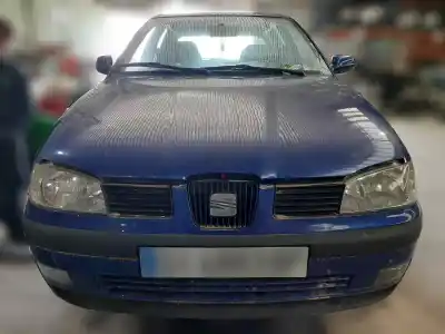 Veículo de Sucata seat ibiza (6k1) signo do ano 2000 alimentado agr
