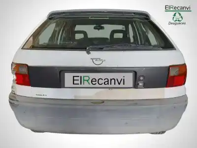 Sloopvoertuig opel astra f berlina básico van het jaar 2001 aangedreven x17dt