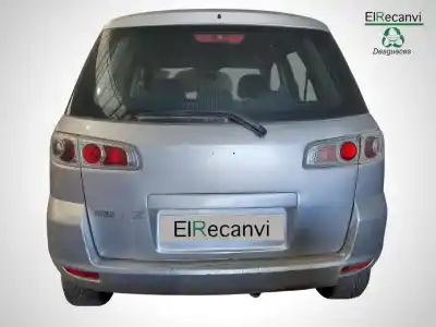 Veículo de Sucata mazda 2 berlina (dy) 1.4 diesel cat do ano 2004 alimentado f6ja